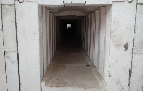 这么长长长长长的工业推板电炉，你见过吗？